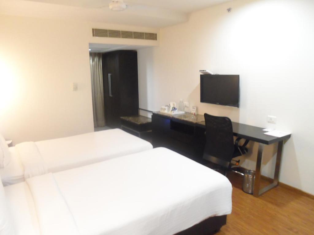 Minerva Grand Kondapur Hotel 3*
